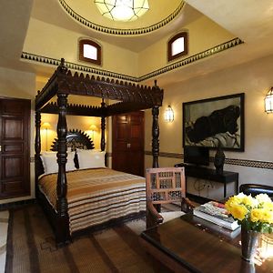 Kamer met een King Size Bed